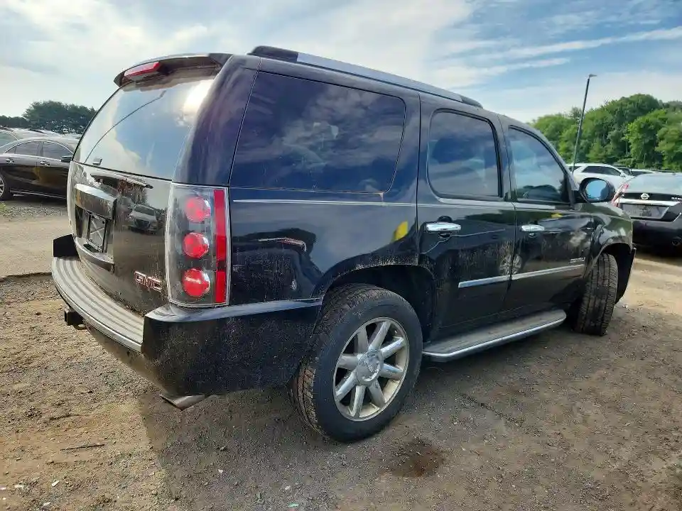 1GKS2EEF7CR297236 2012 GMC YUKON-2