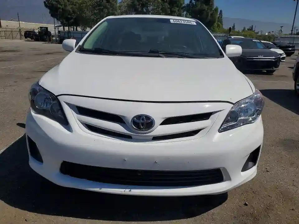 2T1BU4EE8CC765234 2012 TOYOTA COROLLA-4