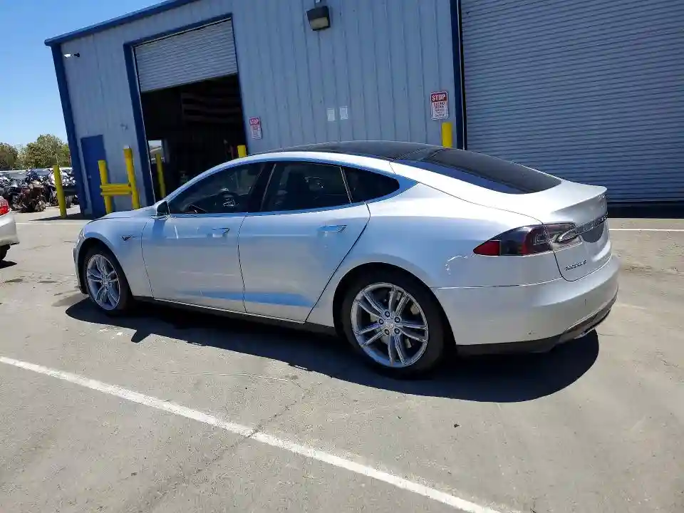 5YJSA1CN3DFP13548 2013 TESLA MODEL S-1