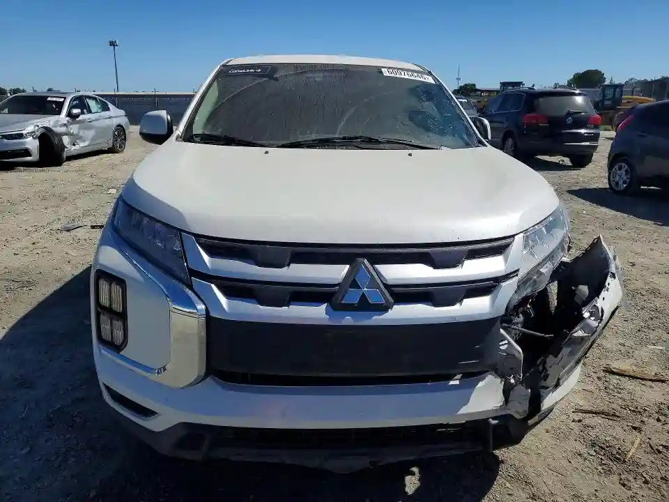 JA4APUAU3MU006070 2021 MITSUBISHI OUTLANDER-4