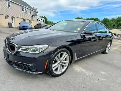 WBA7F2C31HG422888 2017 BMW 7 SERIES-0
