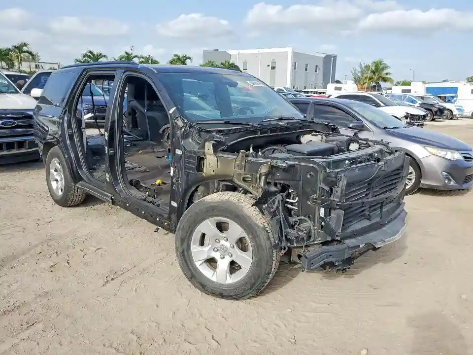 1GYS3FKL5PR281917 2023 CADILLAC ESCALADE-3