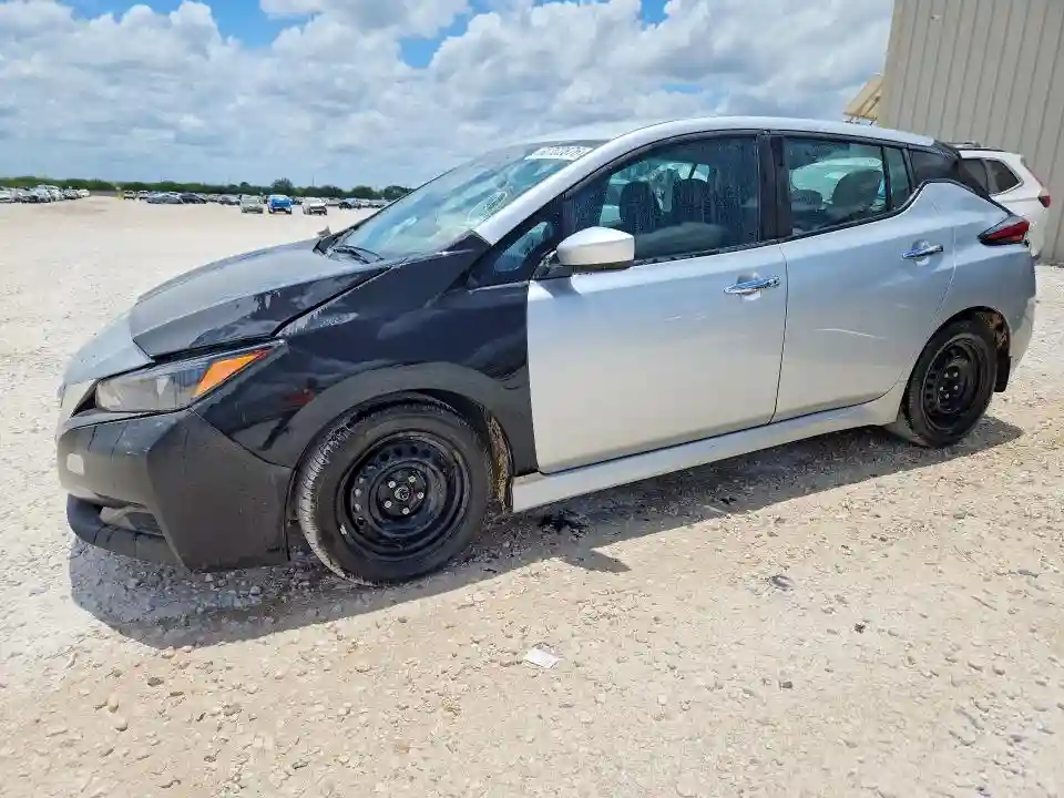 1N4AZ1BV1MC552531 2021 NISSAN LEAF-0