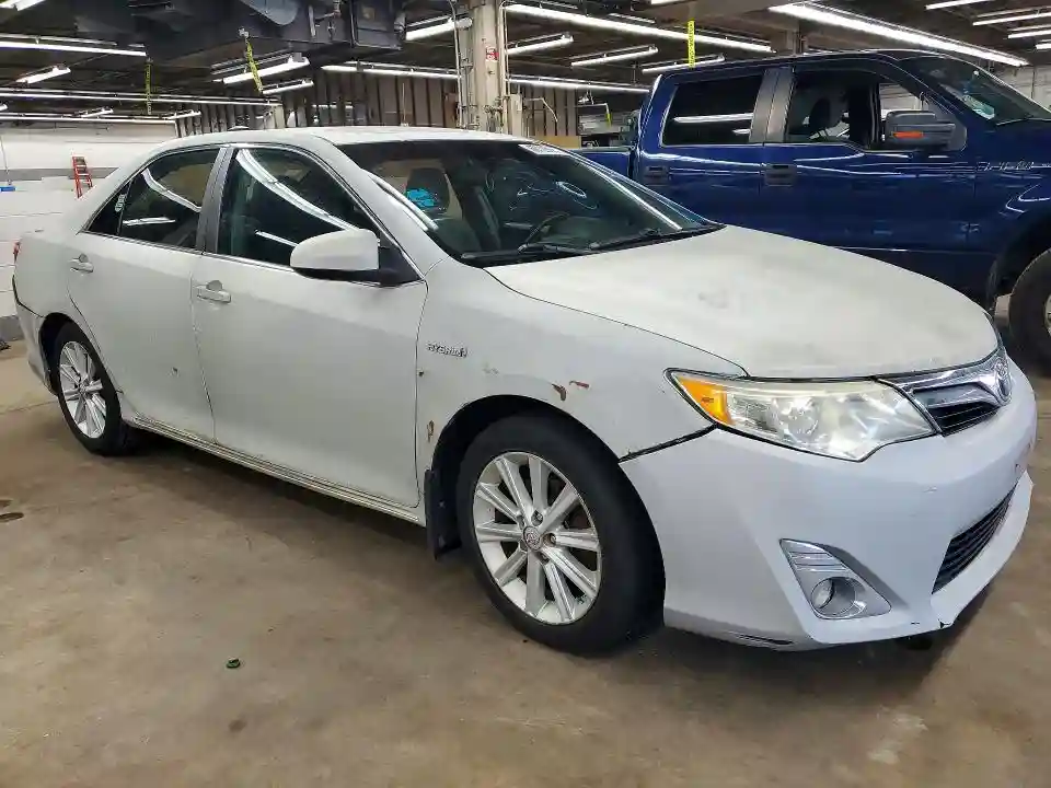4T1BD1FK8DU075731 2013 TOYOTA CAMRY SOLA-3