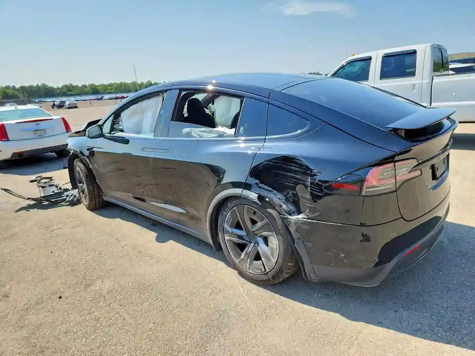 7SAXCBE68TF479811 2026 TESLA MODEL X-1