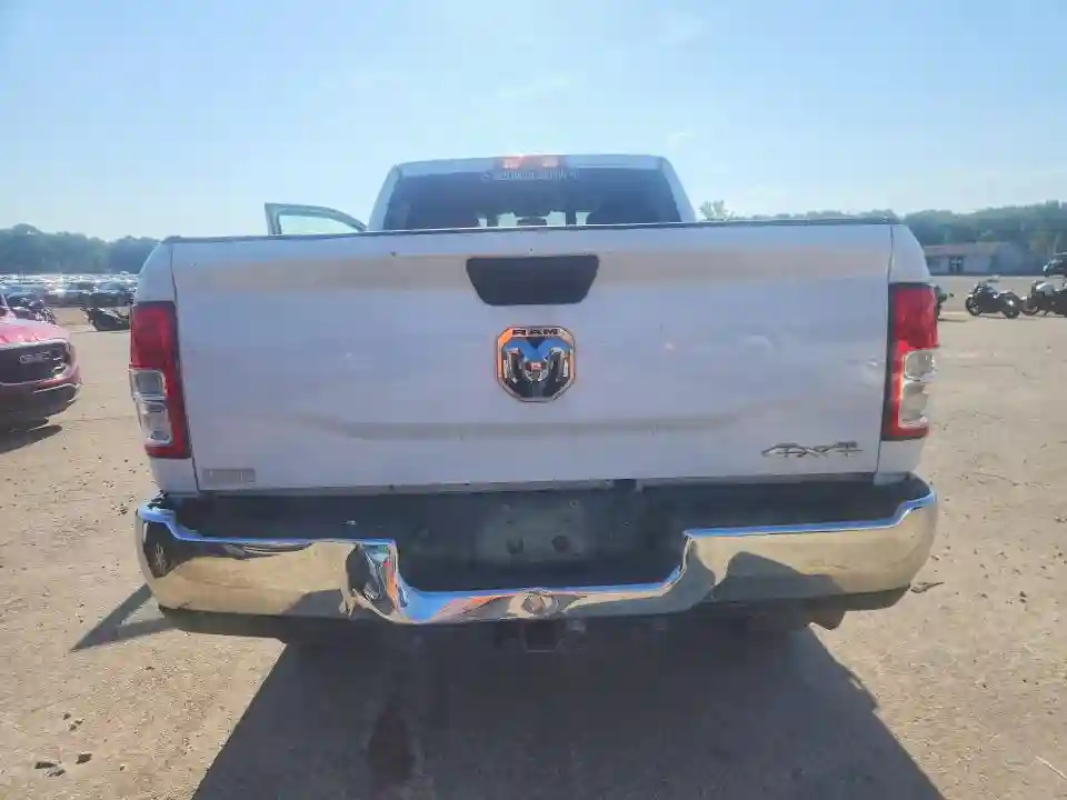 3C6UR5CJ3KG676778 2019 RAM 2500-5