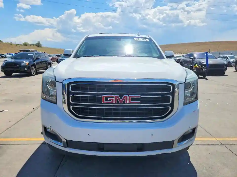 1GKS2FKC2JR362989 2018 GMC YUKON-4