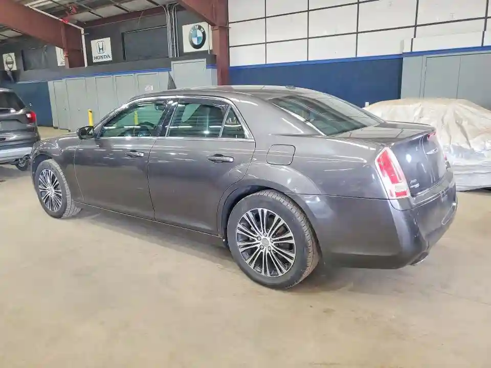 2C3CCAGT8DH591212 2013 CHRYSLER 300-1