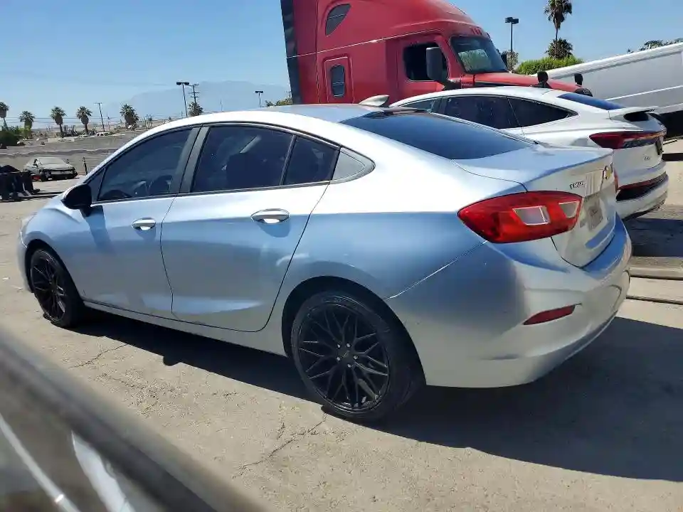 1G1BC5SM8H7128687 2017 CHEVROLET CRUZE-1