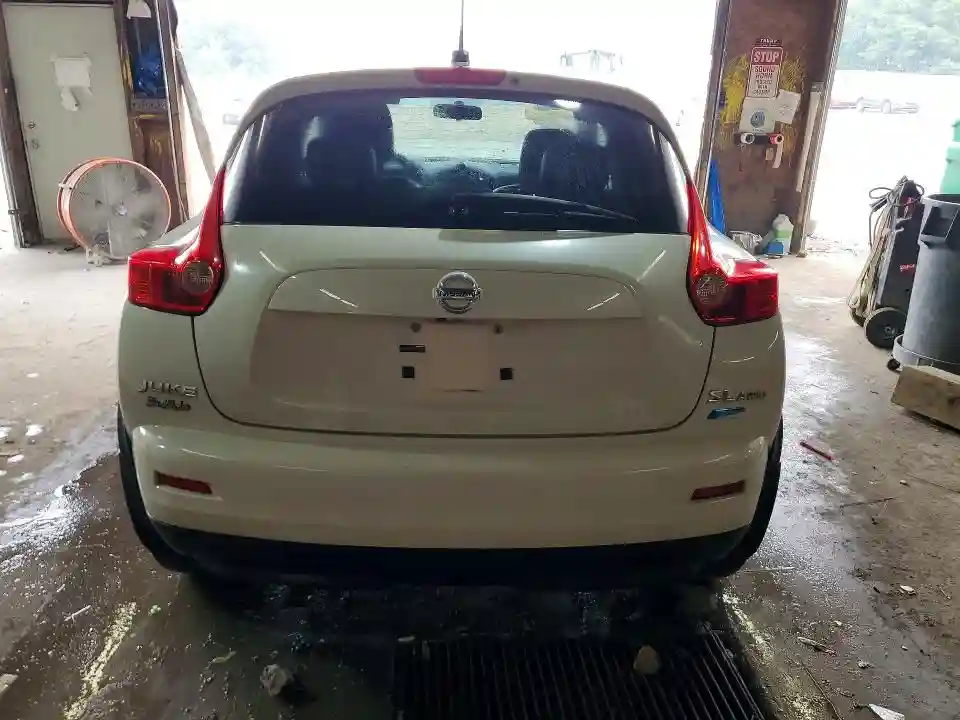 JN8AF5MV2CT125546 2012 NISSAN JUKE-5