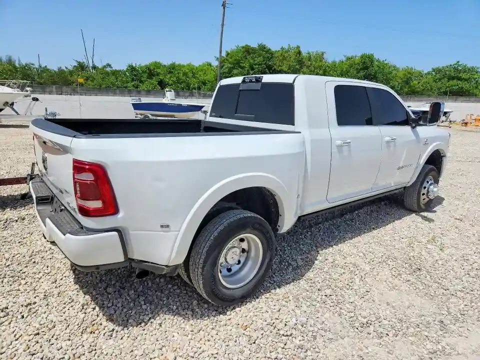 3C63RRNL8NG135215 2022 RAM 3500-2
