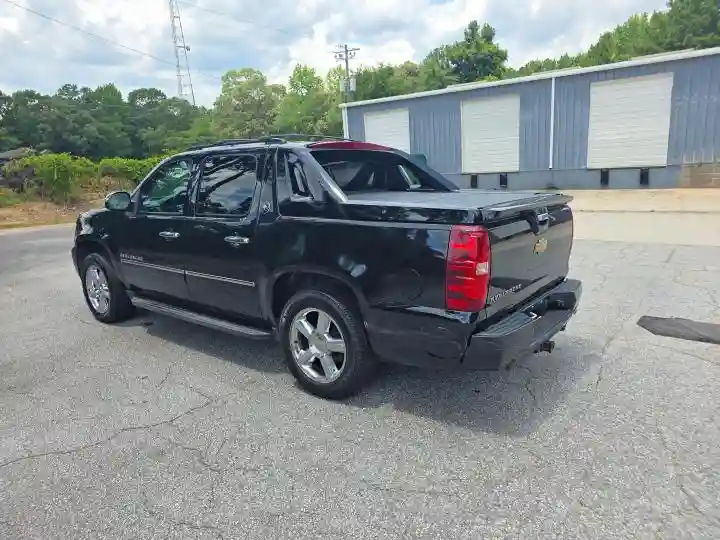 3GNTKGE76DG146093 2013 CHEVROLET AVALANCHE-2