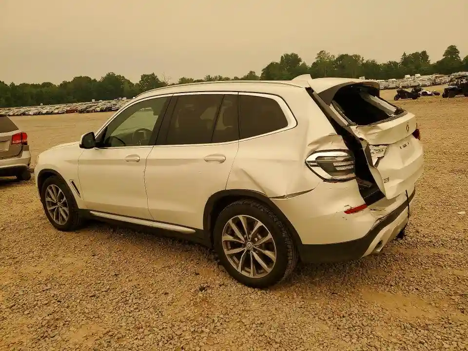 5UXTR9C5XKLE12556 2019 BMW X3-1