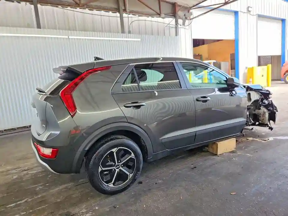 KNDCP3LE0T5319312 2026 KIA NIRO-2