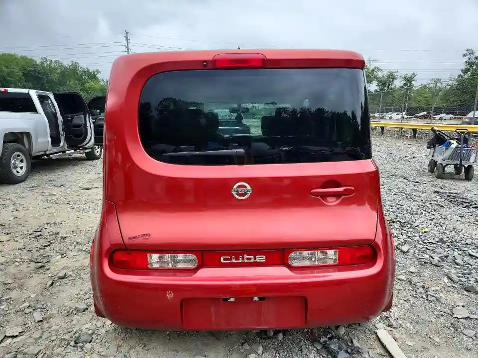 JN8AZ2KR2BT211756 2011 NISSAN CUBE-5