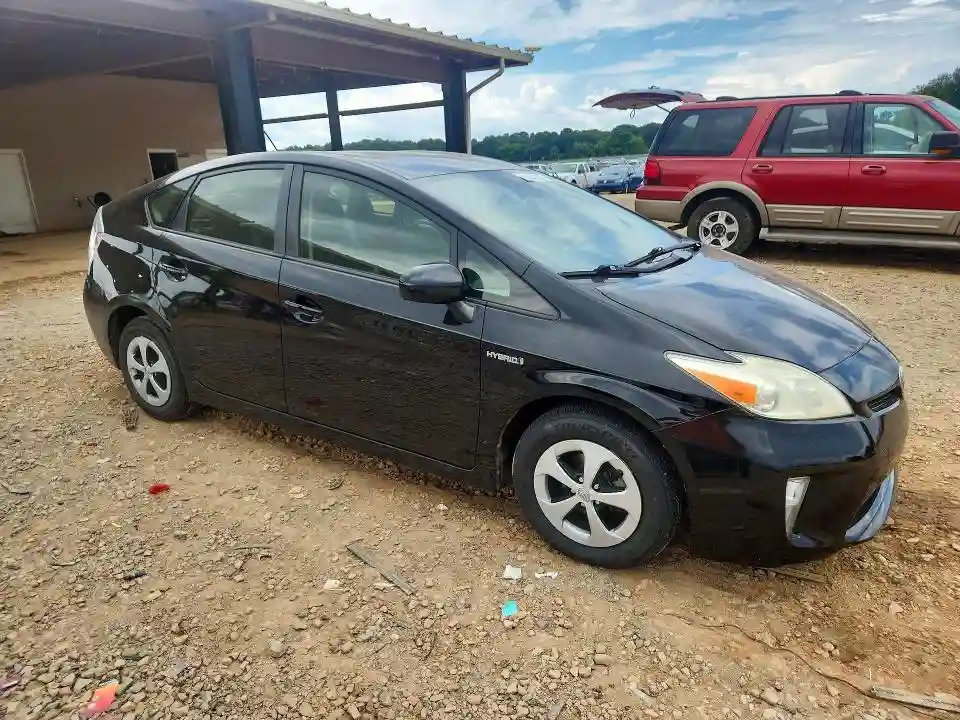 JTDKN3DU9E0390581 2014 TOYOTA PRIUS-3