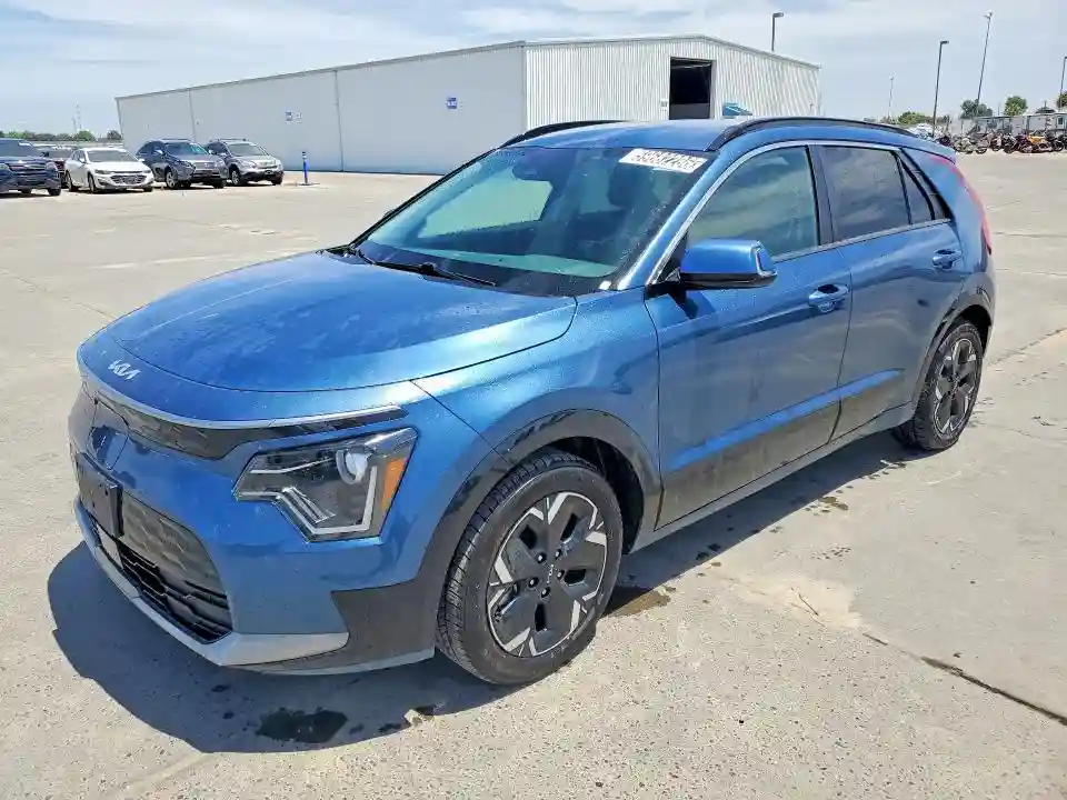 KNDCR3L10P5045834 2023 KIA NIRO-0