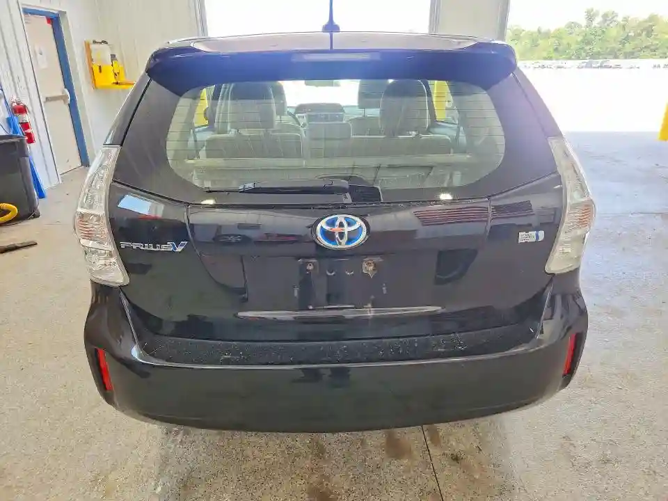 JTDZN3EU1D3203005 2013 TOYOTA PRIUS V TH-5