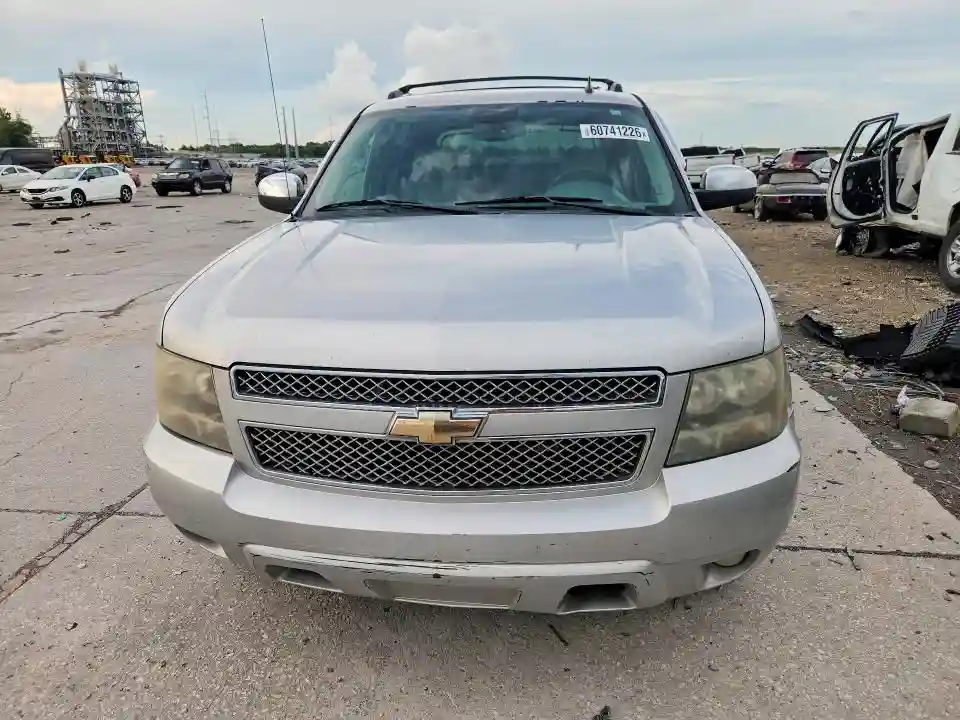 3GNMCFE06BG178599 2011 CHEVROLET AVALANCHE-4