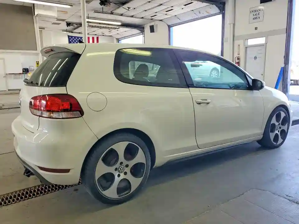 WVWFD7AJ7DW048628 2013 VOLKSWAGEN GTI-2