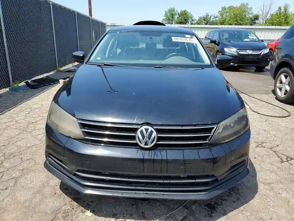 3VW1K7AJ3FM342317 2015 VOLKSWAGEN JETTA-4