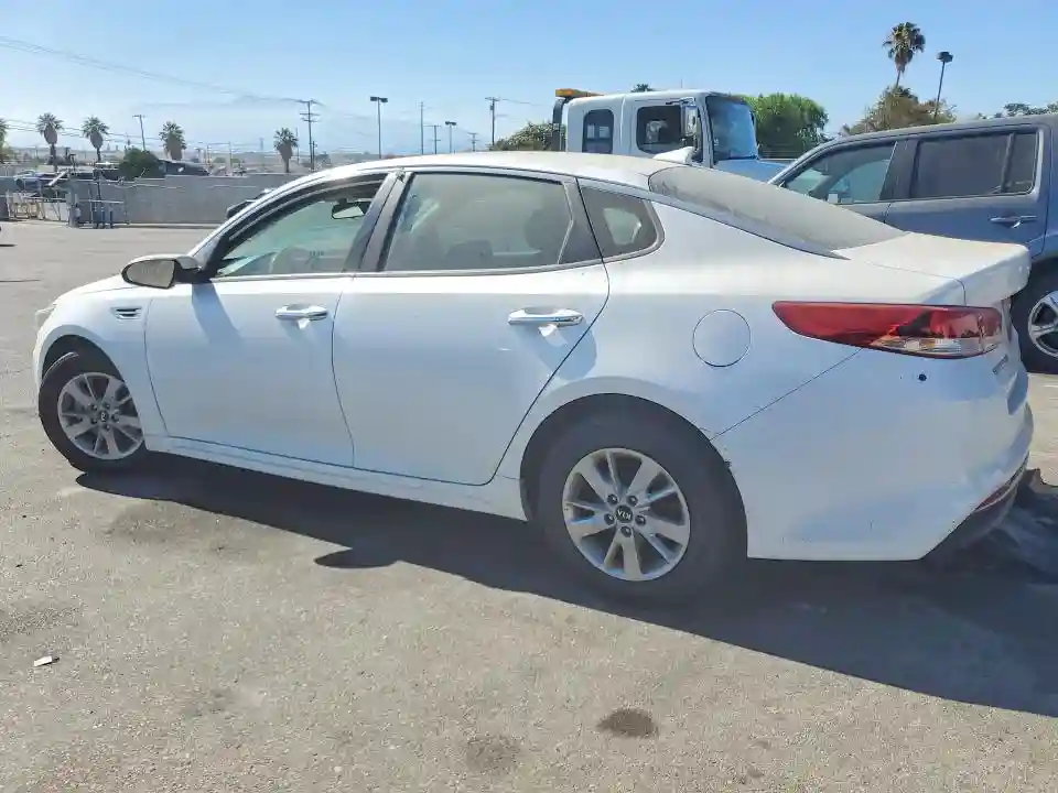 KNAGT4L32G5073805 2016 KIA OPTIMA-1
