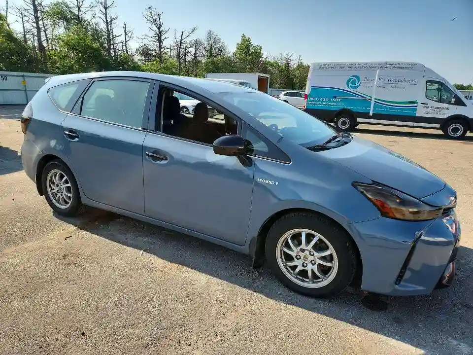 JTDZN3EU0FJ033394 2015 TOYOTA PRIUS V TW-3