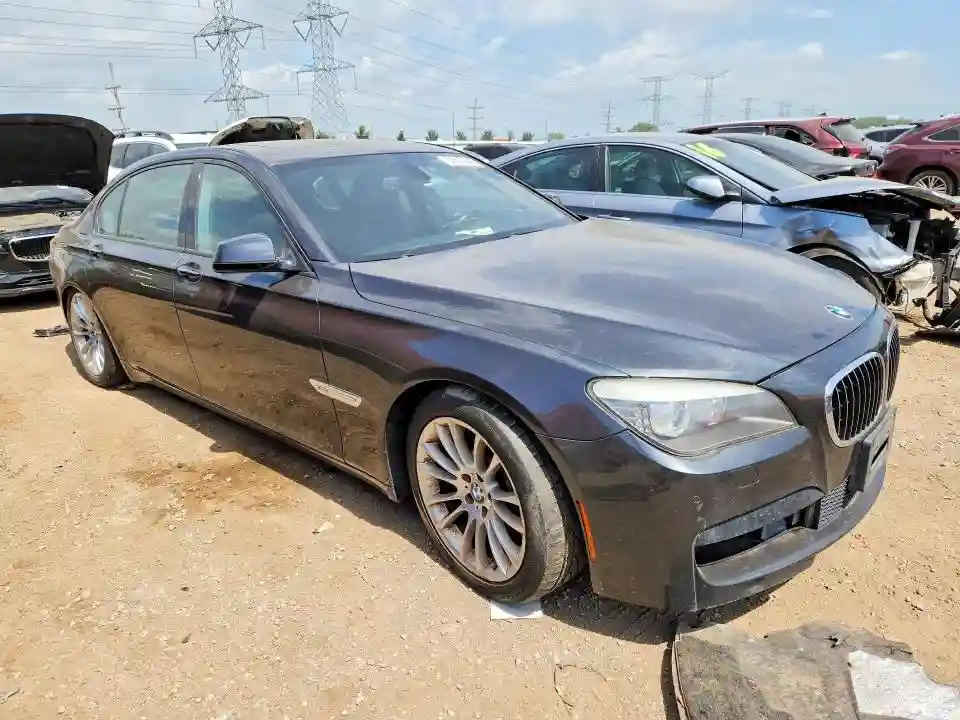 WBAKC8C52BC432657 2011 BMW 7 SERIES-3