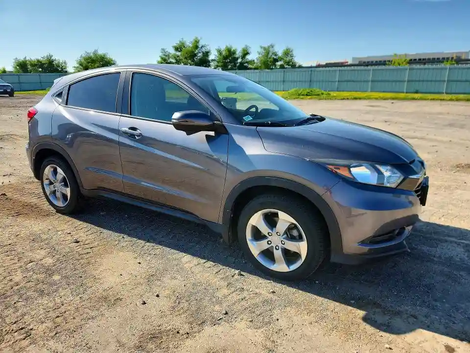 3CZRU6H50HM723865 2017 HONDA HR-V-3