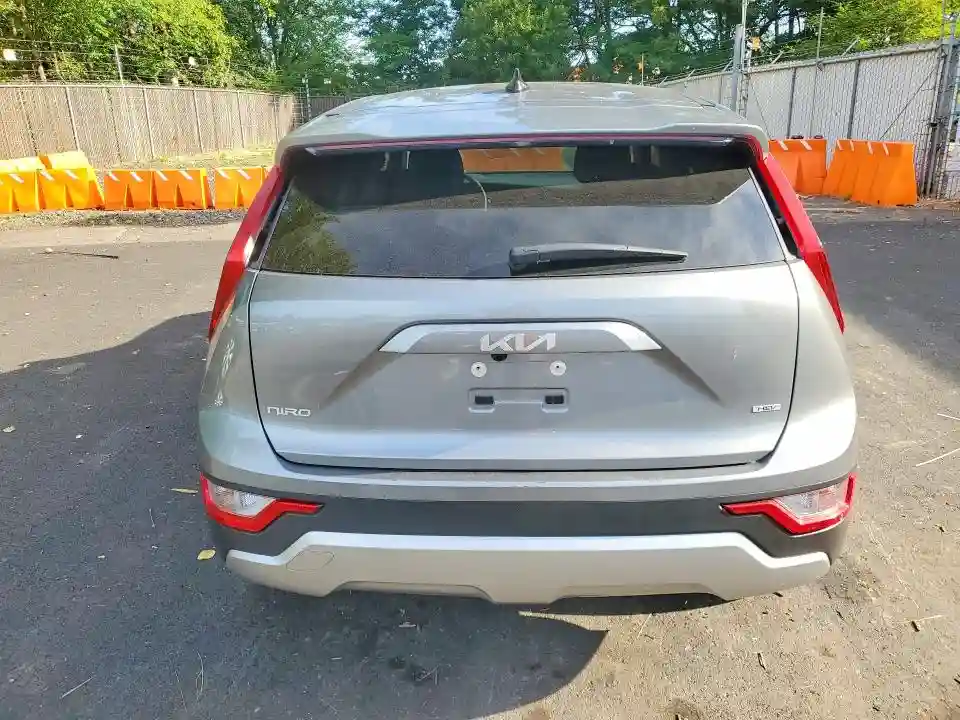 KNDCP3LE7T5337984 2026 KIA NIRO-5