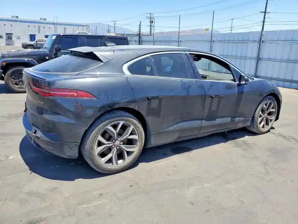 SADHD2S18K1F76318 2019 JAGUAR I-PACE-2