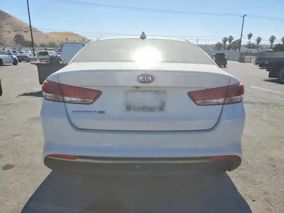 KNAGT4L32G5073805 2016 KIA OPTIMA-5