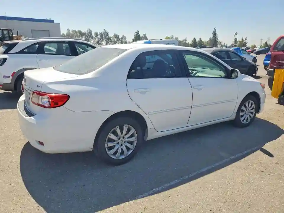 2T1BU4EE8CC765234 2012 TOYOTA COROLLA-2