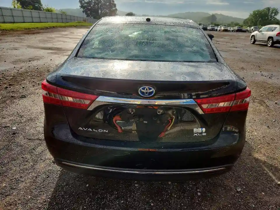 4T1BD1EB1JU060100 2018 TOYOTA AVALON-5