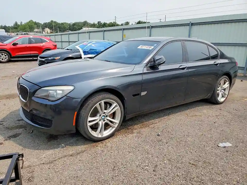 WBAYE4C58DD136987 2013 BMW 7 SERIES-0
