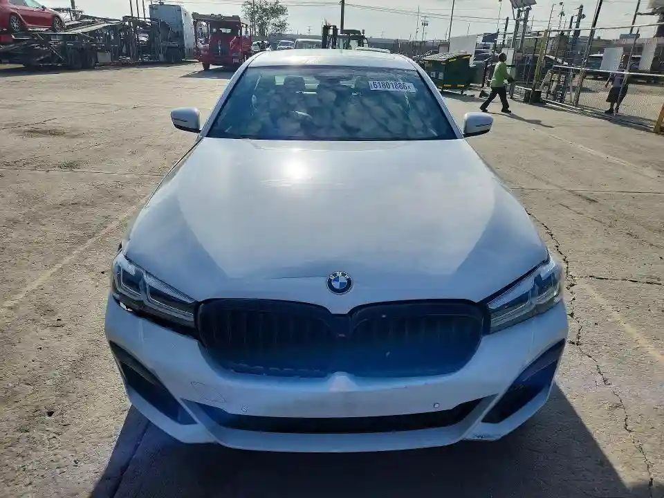 WBA13BK06PCM40203 2023 BMW M5-4