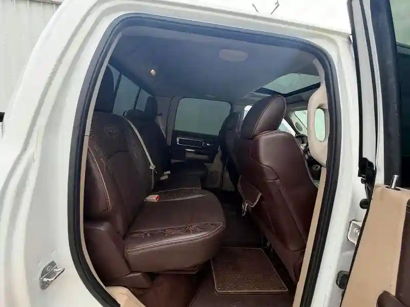 3C63RRKL0GG137824 2016 RAM 3500-5