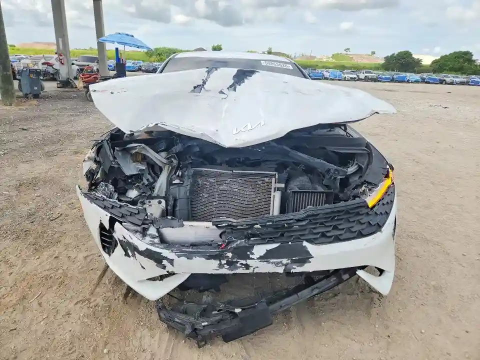 5XXG14J27NG118541 2022 KIA K5-4