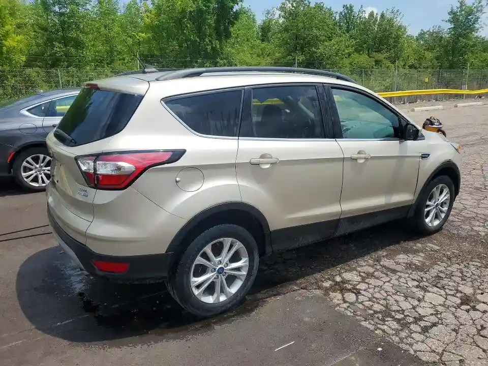 1FMCU9HDXJUD56409 2018 FORD ESCAPE-2