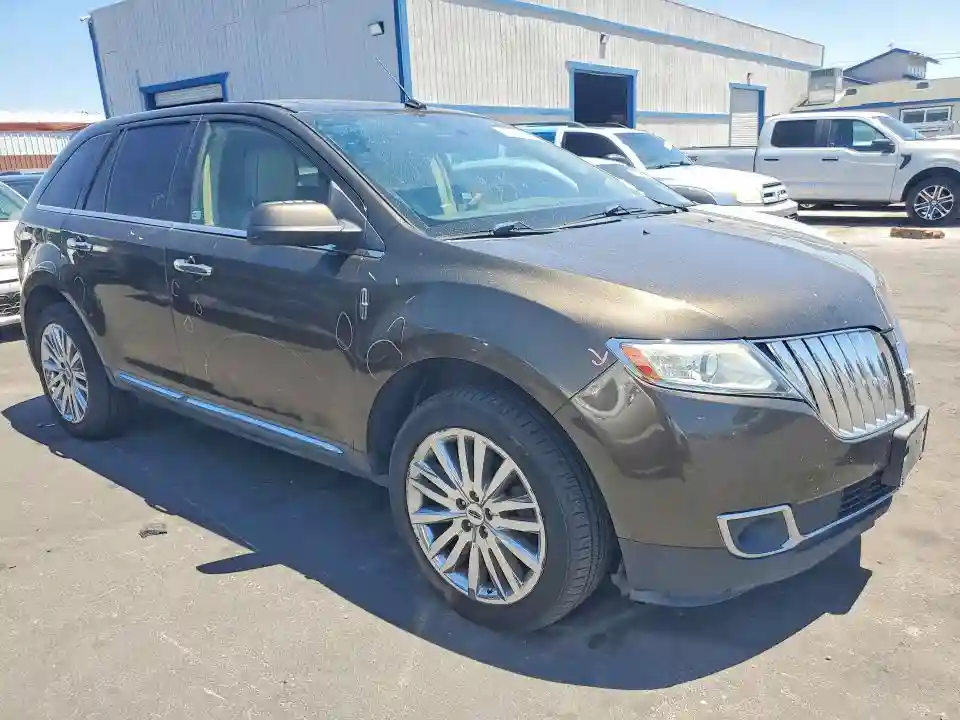 2LMDJ6JK7BBJ25810 2011 LINCOLN MKX-3