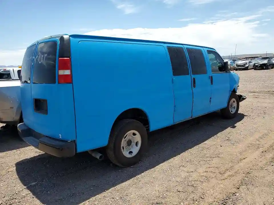 1GTZ7HF77S1173761 2025 GMC SAVANA-2