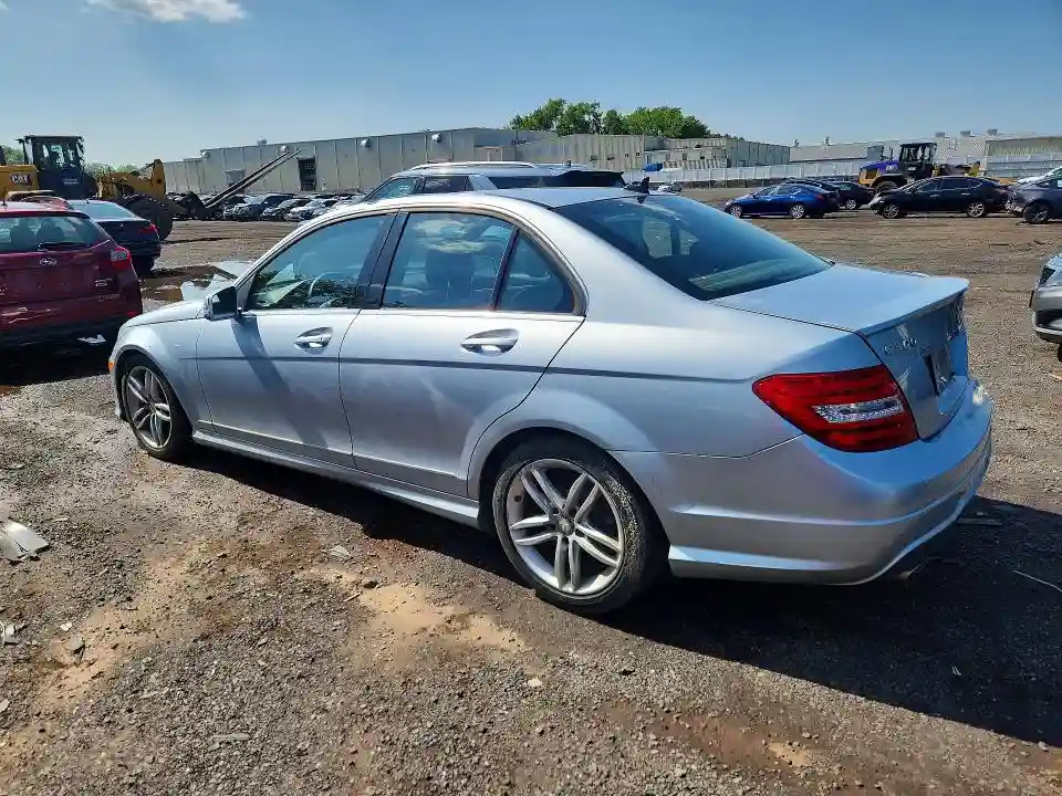 WDDGF8ABXDR275605 2013 MERCEDES-BENZ C-CLASS-1