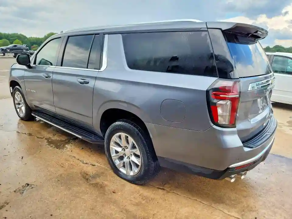 1GNSKFKD6NR135807 2022 CHEVROLET SUBURBAN-1