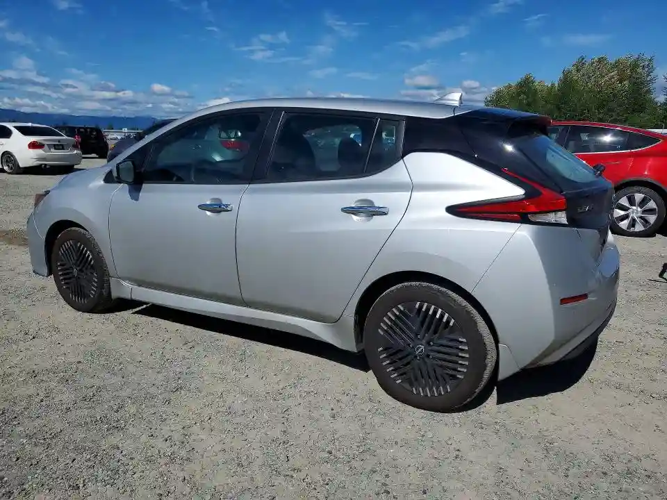 1N4CZ1CV3SC566631 2025 NISSAN LEAF-1