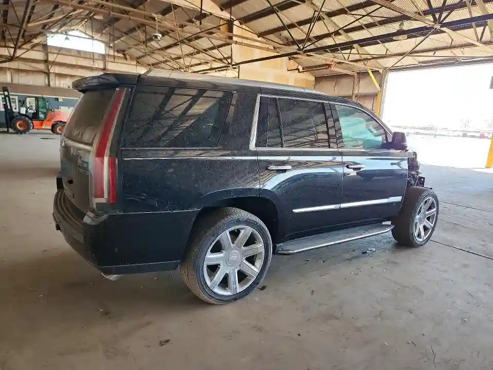 1GYS3BKJ2KR104063 2019 CADILLAC ESCALADE-2
