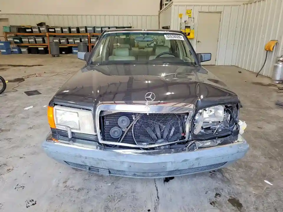 WDBCA24E3KA485001 1989 MERCEDES-BENZ 300-CLASS-4