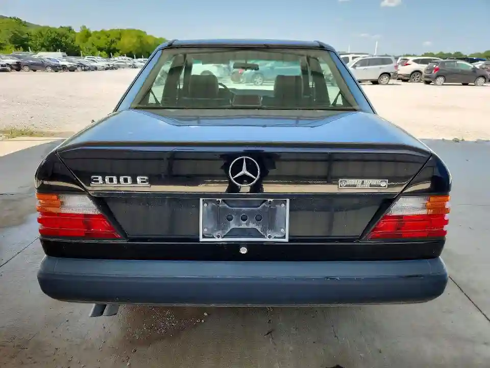 WDBEA30DXHA402295 1987 MERCEDES-BENZ 300-CLASS-5
