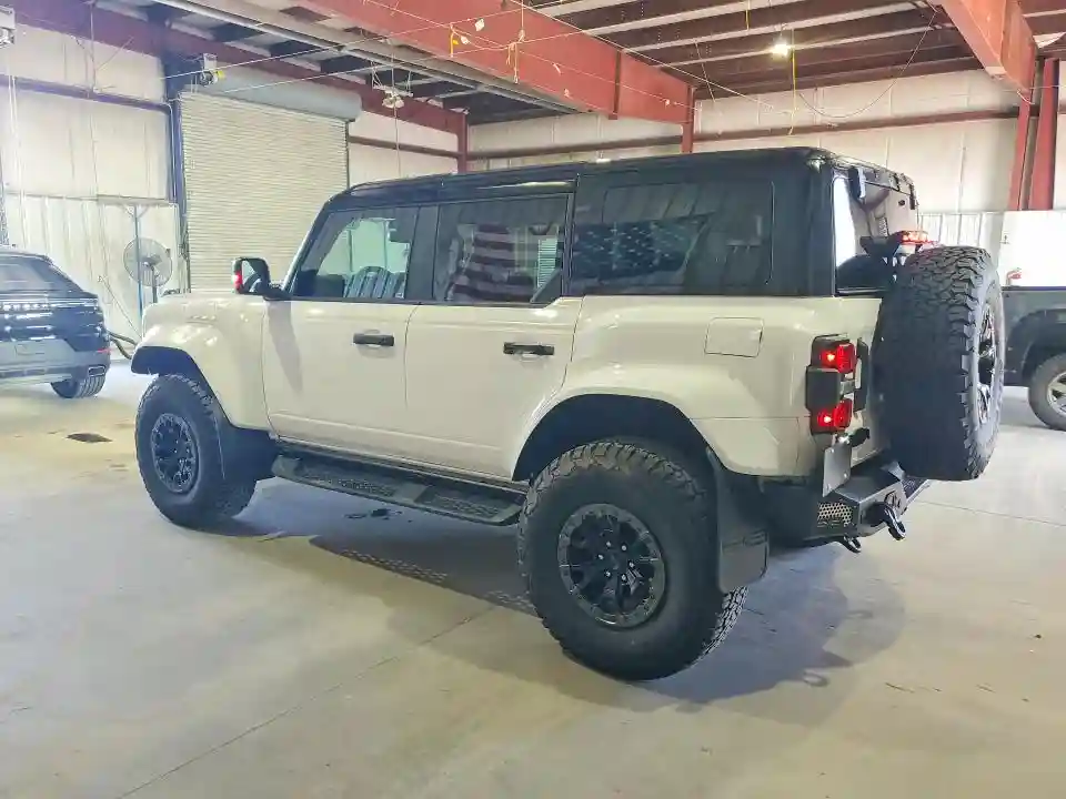 1FMEE0RR9RLB00792 2024 FORD BRONCO-1