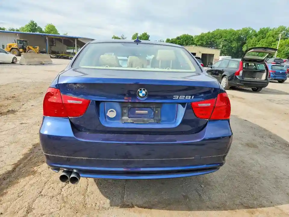 WBAPK5G52BNN26740 2011 BMW 3 SERIES-5