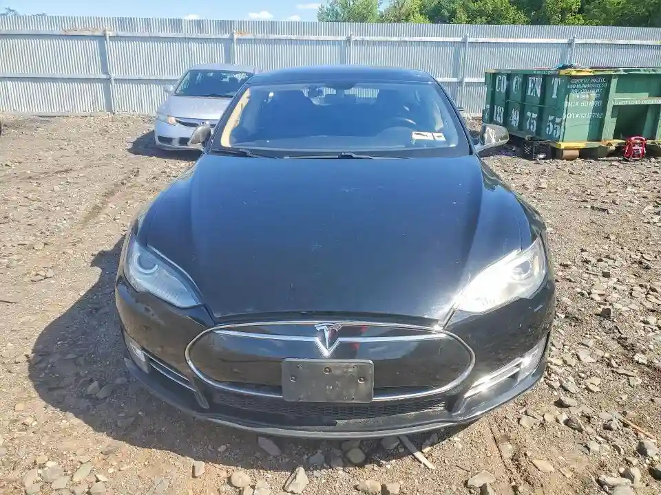 5YJSA1CN1DFP12575 2013 TESLA MODEL S-4
